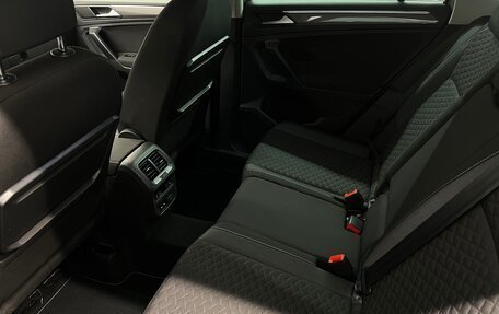 Volkswagen Tiguan II, 2018 год, 2 150 000 рублей, 10 фотография