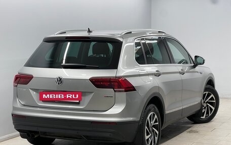 Volkswagen Tiguan II, 2018 год, 2 150 000 рублей, 6 фотография