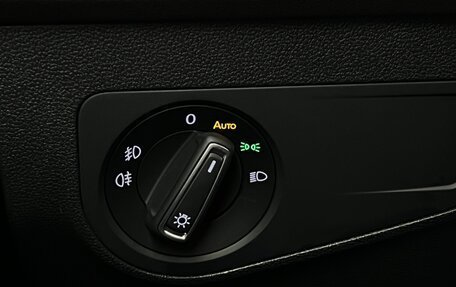 Volkswagen Tiguan II, 2018 год, 2 150 000 рублей, 16 фотография