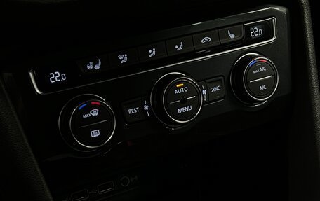 Volkswagen Tiguan II, 2018 год, 2 150 000 рублей, 20 фотография