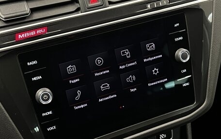 Volkswagen Tiguan II, 2018 год, 2 150 000 рублей, 21 фотография