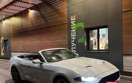 Ford Mustang VI рестайлинг, 2017 год, 2 800 000 рублей, 4 фотография