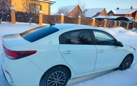 KIA Rio IV, 2019 год, 1 300 000 рублей, 8 фотография