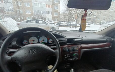 Dodge Stratus II, 2002 год, 230 000 рублей, 4 фотография