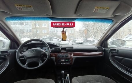 Dodge Stratus II, 2002 год, 230 000 рублей, 7 фотография