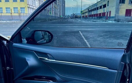 Toyota Camry, 2018 год, 2 750 000 рублей, 12 фотография