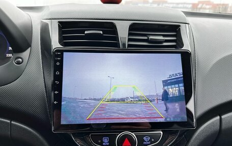 Hyundai Solaris II рестайлинг, 2011 год, 650 000 рублей, 17 фотография