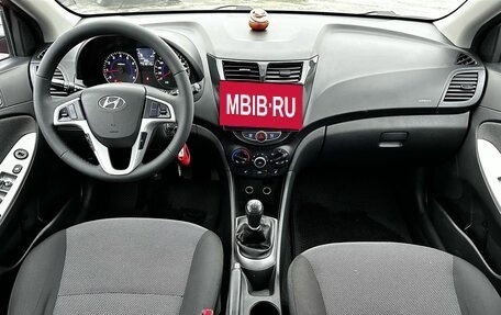 Hyundai Solaris II рестайлинг, 2011 год, 650 000 рублей, 15 фотография