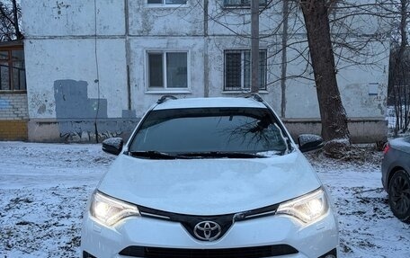 Toyota RAV4, 2018 год, 2 750 000 рублей, 1 фотография