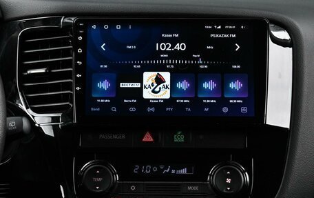 Mitsubishi Outlander III рестайлинг 3, 2022 год, 2 699 000 рублей, 18 фотография