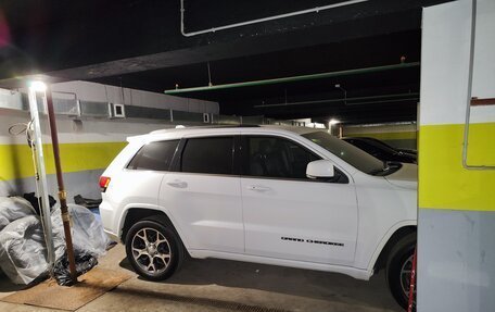 Jeep Grand Cherokee, 2016 год, 5 100 000 рублей, 3 фотография