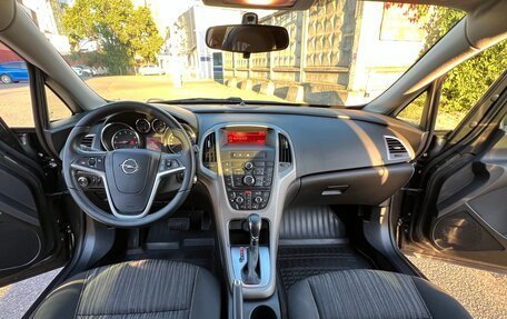 Opel Astra J, 2012 год, 975 000 рублей, 11 фотография