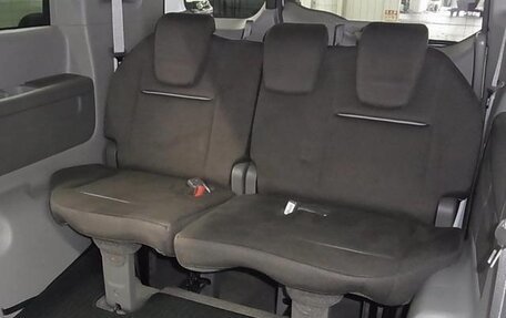 Honda Stepwgn IV, 2016 год, 1 610 003 рублей, 13 фотография