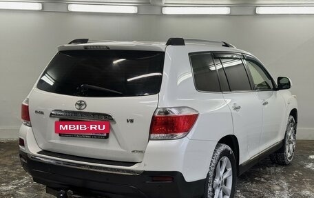 Toyota Highlander III, 2012 год, 1 820 000 рублей, 4 фотография