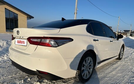 Toyota Camry, 2019 год, 3 300 000 рублей, 7 фотография