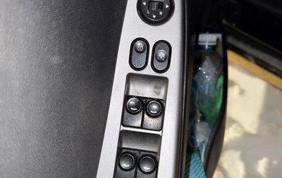 Hyundai Solaris II рестайлинг, 2016 год, 599 000 рублей, 1 фотография