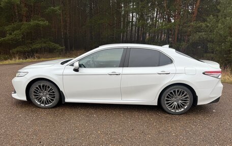 Toyota Camry, 2020 год, 3 000 000 рублей, 8 фотография