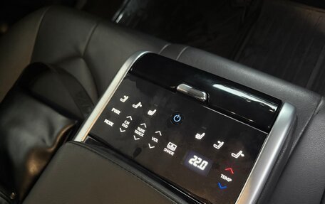 Toyota Camry, 2020 год, 3 000 000 рублей, 12 фотография