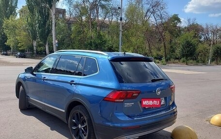 Volkswagen Tiguan II, 2019 год, 2 350 000 рублей, 5 фотография