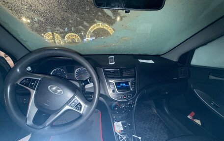 Hyundai Solaris II рестайлинг, 2016 год, 599 000 рублей, 4 фотография