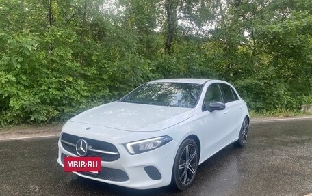 Mercedes-Benz A-Класс, 2018 год, 2 350 000 рублей, 3 фотография