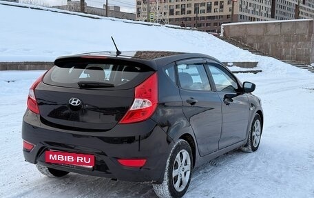 Hyundai Solaris II рестайлинг, 2012 год, 750 000 рублей, 5 фотография