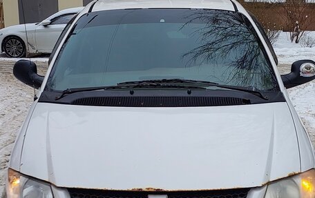 Dodge Caravan IV, 2002 год, 350 000 рублей, 2 фотография