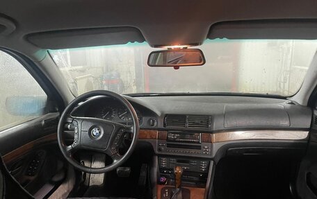 BMW 5 серия, 2002 год, 490 000 рублей, 4 фотография