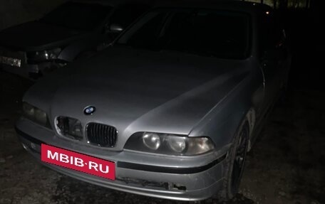 BMW 5 серия, 2002 год, 490 000 рублей, 14 фотография