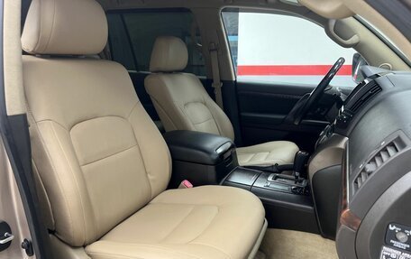 Toyota Land Cruiser 200, 2010 год, 3 049 900 рублей, 9 фотография