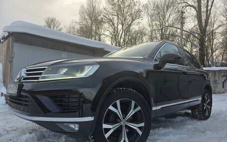 Volkswagen Touareg III, 2017 год, 4 880 000 рублей, 6 фотография