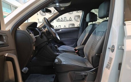 Volkswagen Tiguan II, 2021 год, 2 400 000 рублей, 9 фотография