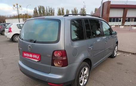Volkswagen Touran III, 2008 год, 670 000 рублей, 4 фотография