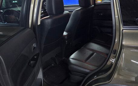 Mitsubishi Outlander III рестайлинг 3, 2015 год, 1 960 000 рублей, 5 фотография