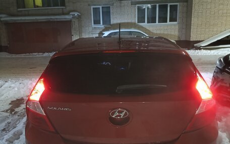 Hyundai Solaris II рестайлинг, 2016 год, 900 000 рублей, 3 фотография