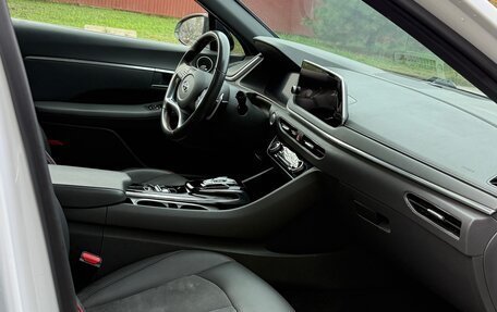 Hyundai Sonata VIII, 2021 год, 2 100 000 рублей, 6 фотография