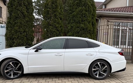 Hyundai Sonata VIII, 2021 год, 2 100 000 рублей, 12 фотография