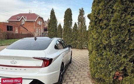 Hyundai Sonata VIII, 2021 год, 2 100 000 рублей, 4 фотография