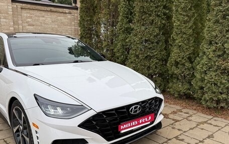 Hyundai Sonata VIII, 2021 год, 2 100 000 рублей, 13 фотография