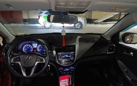 Hyundai Solaris II рестайлинг, 2016 год, 900 000 рублей, 7 фотография