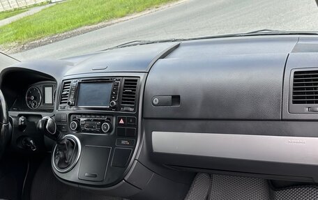 Volkswagen Multivan T5, 2012 год, 2 700 000 рублей, 9 фотография