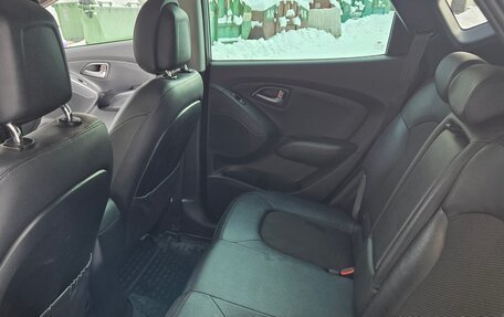 Hyundai ix35 I рестайлинг, 2014 год, 1 200 000 рублей, 10 фотография