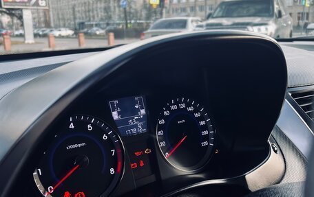 Hyundai Solaris II рестайлинг, 2015 год, 800 000 рублей, 9 фотография