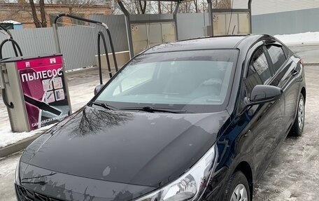 Hyundai Solaris II рестайлинг, 2021 год, 1 830 000 рублей, 2 фотография