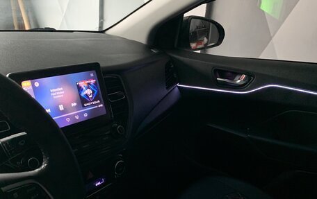 Hyundai Solaris II рестайлинг, 2021 год, 1 830 000 рублей, 14 фотография