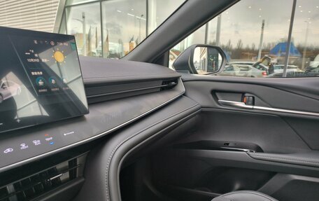 Toyota Camry, 2025 год, 4 750 000 рублей, 39 фотография