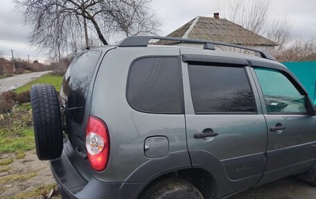 Chevrolet Niva I рестайлинг, 2020 год, 820 000 рублей, 3 фотография