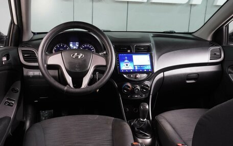 Hyundai Solaris II рестайлинг, 2015 год, 1 169 000 рублей, 6 фотография