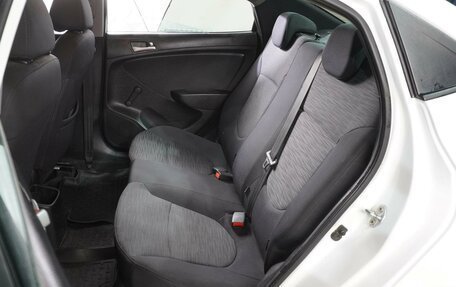 Hyundai Solaris II рестайлинг, 2015 год, 1 169 000 рублей, 9 фотография