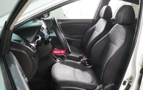 Hyundai Solaris II рестайлинг, 2015 год, 1 169 000 рублей, 10 фотография